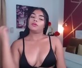 Video chat sex
 with adri_bonnet. Female webcam from antioquia, colombia