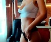 Live and free sex
 with Nicky. Female webcam from -