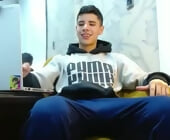 Delglo live show