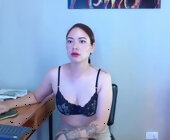 Madeleine_w live show