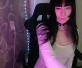 Naemiblush live show
