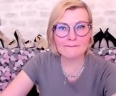 Sabrinamacmarren live show