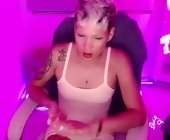 Laura_r23 live show
