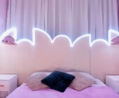 Daphne_courtis live show