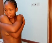 Honey_nubia live show