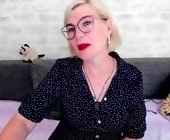 Sabrinamacmarren live show