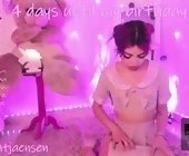 Natalie_jaensen live show