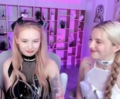 Aurorawrenfield live show