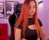 Lissa_red live show