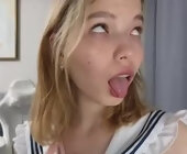 Emilyluvo live show