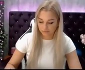 Barbie_kiss1 live show