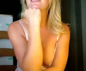 Jodi_sands live show