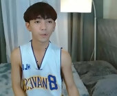 Louieismy_name live show