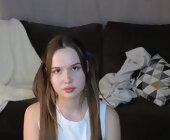 Cutiee_alice live show