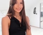 Yononeey live show