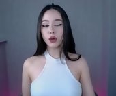 Emilieliot live show