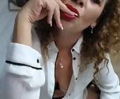 Barbaradominatrix live show