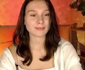 Ameliahenderson live show