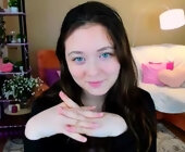 Alluringeyess live show