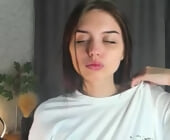 Jerricaezelle live show